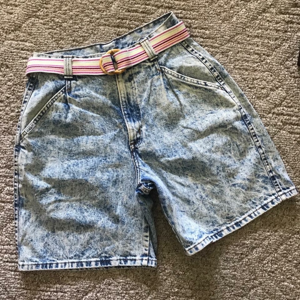 Vintage Acid Wash High Waisted Mom Shorts